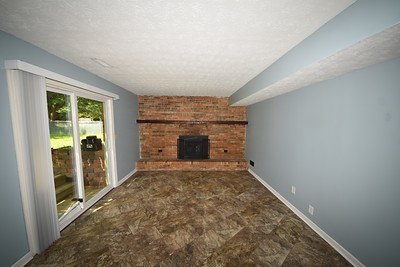 905 Shayler - Photo 10